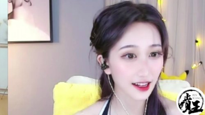 令北小姐姐pk，小姐姐惊呼令北腿短
