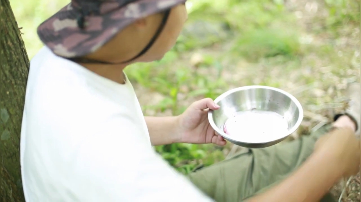 我在斗鱼看野食小哥直播美食