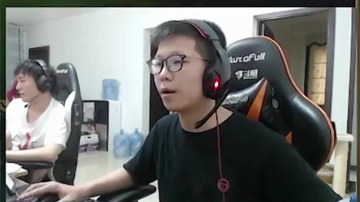 【精彩速看】队友帮了我，我就必须对得起他是吧