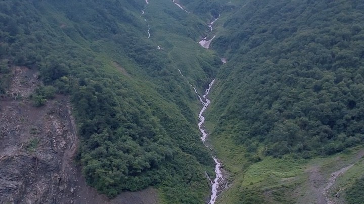 迪庆州 卡瓦格博峰脚下的明永冰川