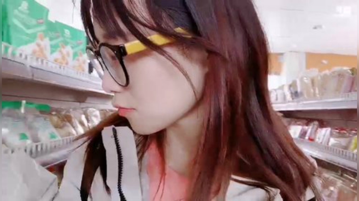 肖淑洁生命中的光和盐发布了一个斗鱼视频2020-07-20