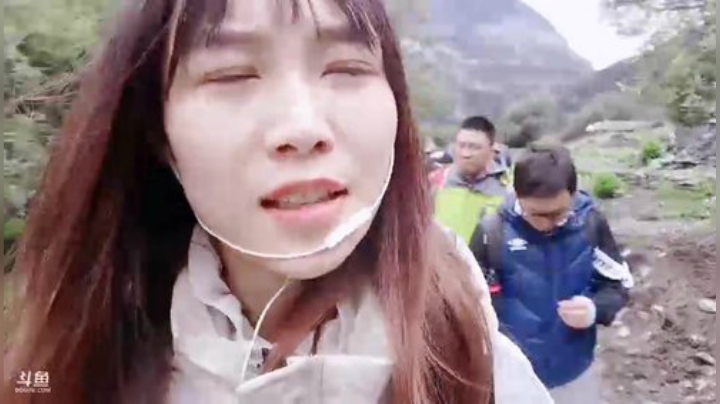 肖淑洁生命中的光和盐发布了一个斗鱼视频2020-07-21