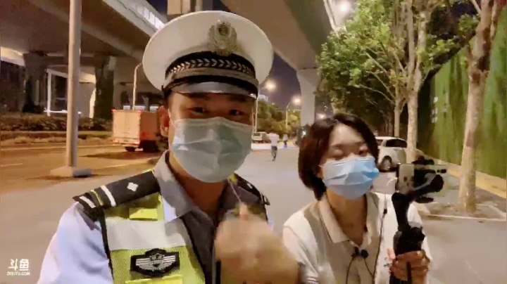 查酒驾 武汉交警是认真的！ 2020-07-22 20点场