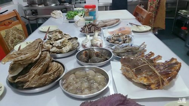 科头溜子发布了一个斗鱼视频2020-07-23
