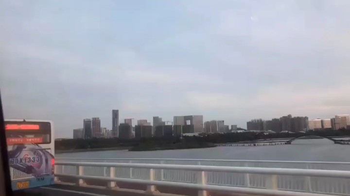 艺瑟妃发布了一个斗鱼视频2020-07-25