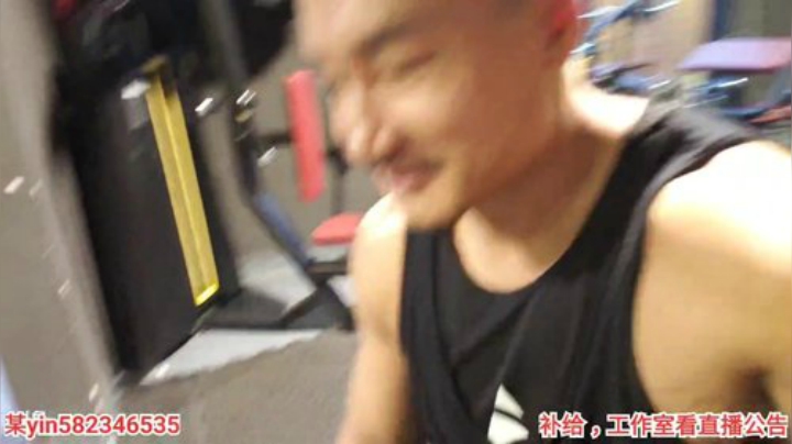 我在斗鱼看黑人毅直播户外