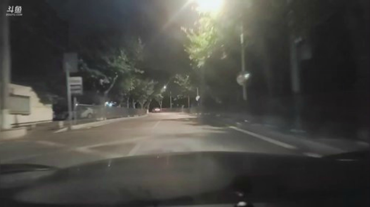 我在斗鱼看国民大舅哥直播户外