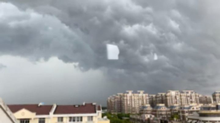绿帽邱巨头发布了一个斗鱼视频2020-07-28