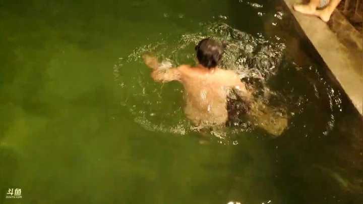 整理基地打扫卫生 2020-07-28 20点场