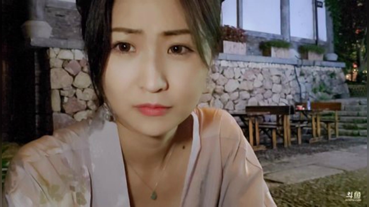 菜菜的瓜皮帽发布了一个斗鱼视频2020-07-29