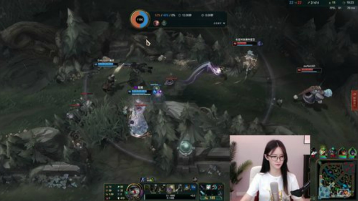 Sharon丶贝尔摩德发布了一个斗鱼视频2020-07-30