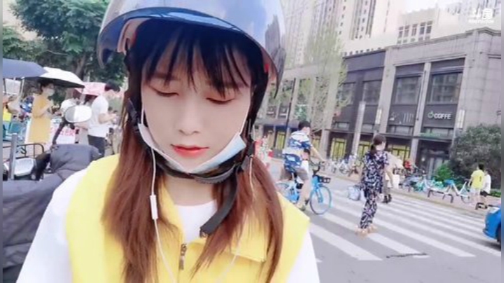 肖淑洁生命中的光和盐发布了一个斗鱼视频2020-07-30