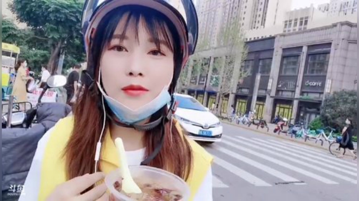 肖淑洁生命中的光和盐发布了一个斗鱼视频2020-07-30