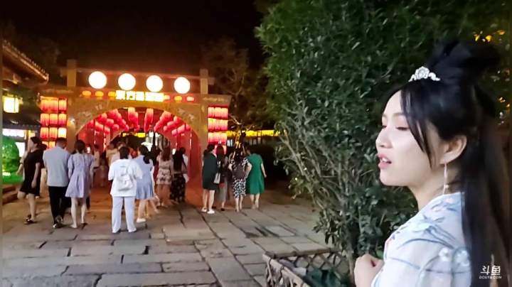 常州盐湖城的夜晚 2020-07-29 19点场