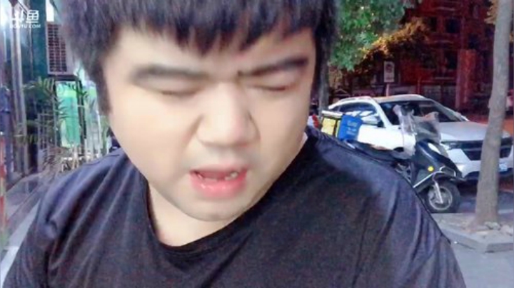 卧龙斯基发布了一个斗鱼视频2020-07-31