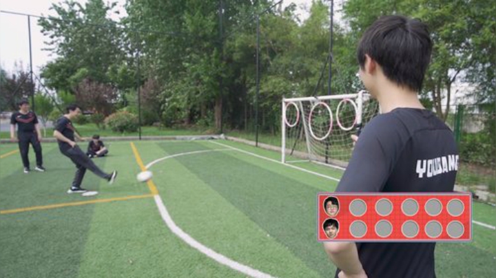 《英雄在干嘛》第三集 RW的夏日猛男の运动会