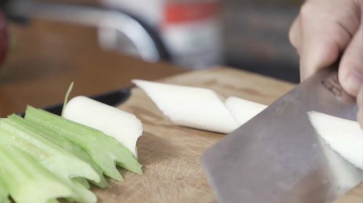 哆啦爱梦梦发布了一个斗鱼视频2020-08-01