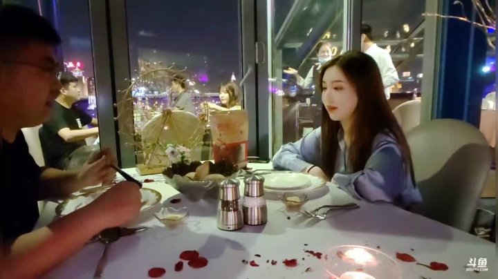 和曼希女士共进晚餐！ 2020-08-01 19点场