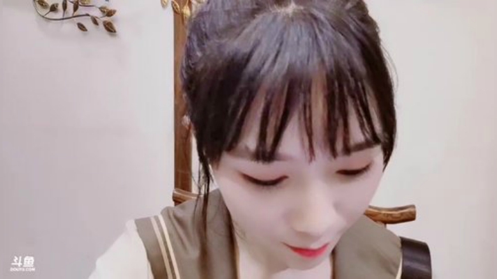 圆园团团发布了一个斗鱼视频2020-08-02