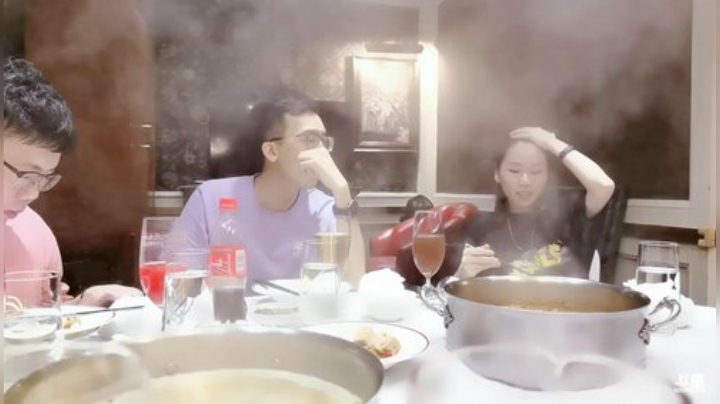 我在斗鱼看pigff直播绝地求生