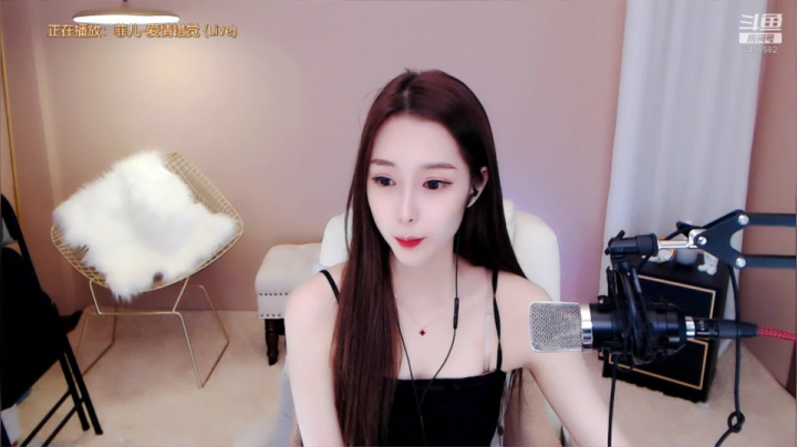 爱笑的女孩运气不会太差~6495582 2020-08-04 03点场