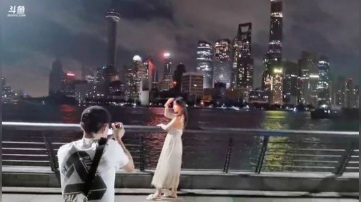 肖淑洁生命中的光和盐发布了一个斗鱼视频2020-08-04
