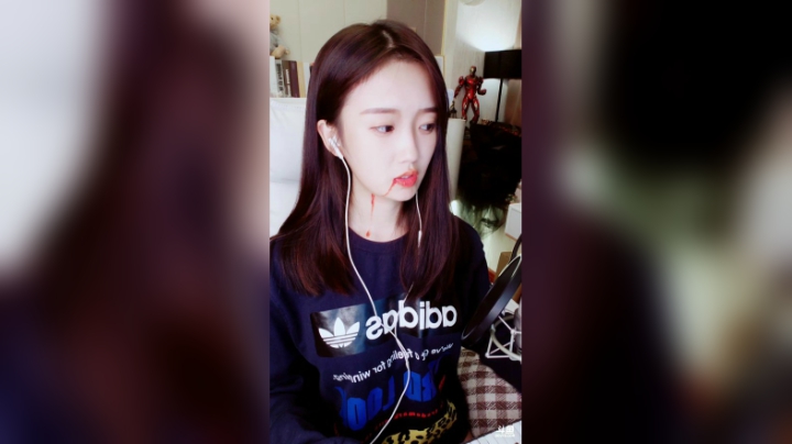 登月团丶离去发布了一个斗鱼视频2020-08-05