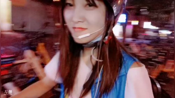 藤一的小幸运发布了一个斗鱼视频2020-08-06