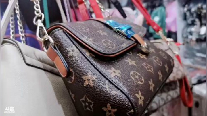 藤一的小幸运发布了一个斗鱼视频2020-08-07