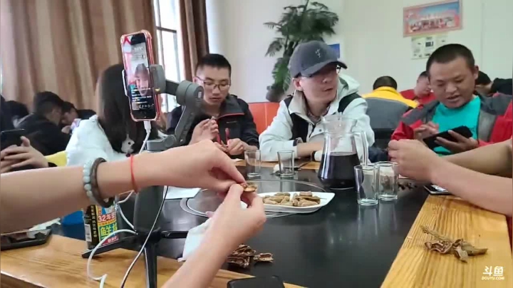 《穿越阿里》第8天 纪实直播西藏130天 2020-08-08 19点场