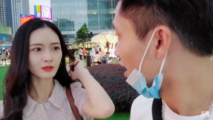 Smlia丶卡布奇诺发布了一个斗鱼视频2020-08-09