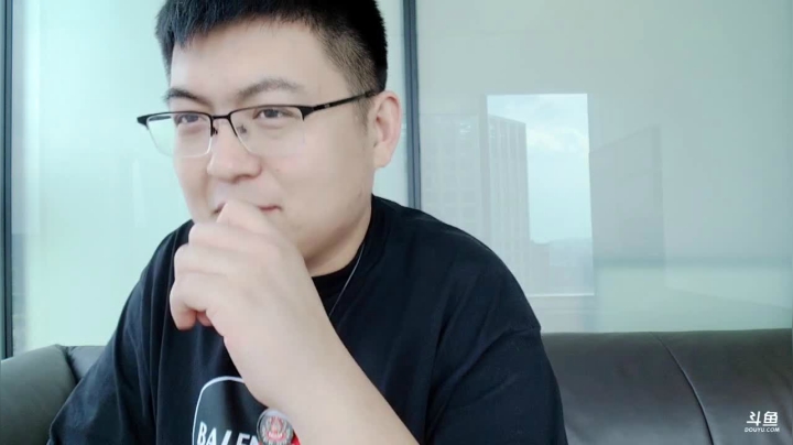犹豫再三，按兵不动。 2020-08-10 15点场