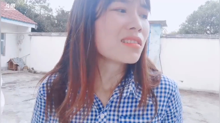 菜菜的瓜皮帽发布了一个斗鱼视频2020-08-10