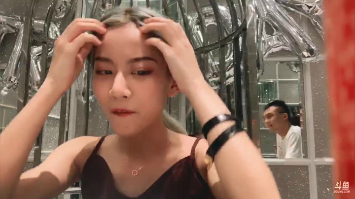 水七今天18岁啦 2020-08-07 20点场