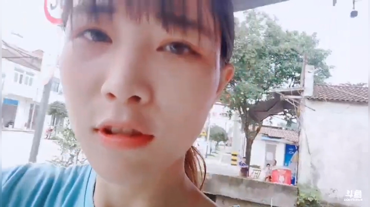 肖淑洁生命中的光和盐发布了一个斗鱼视频2020-08-12
