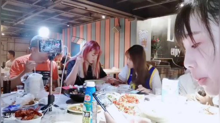 圆园团团发布了一个斗鱼视频2020-08-14