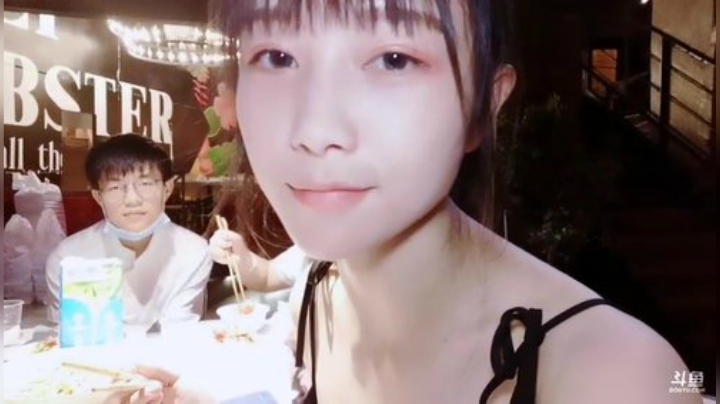 一条猪兒虫OvO发布了一个斗鱼视频2020-08-14