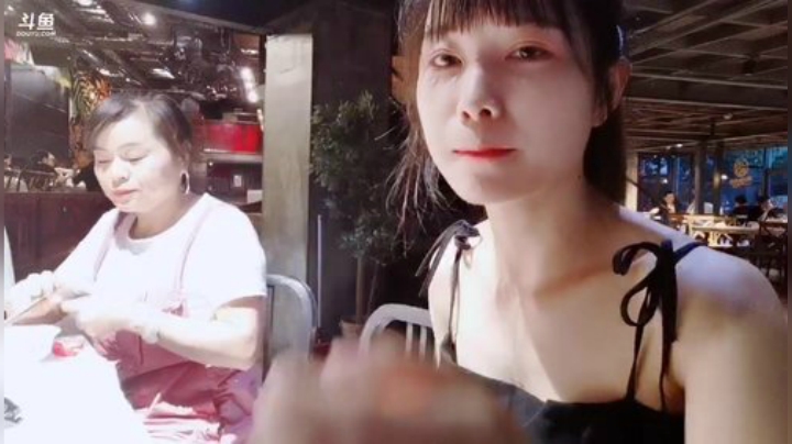 藤一的小幸运发布了一个斗鱼视频2020-08-14