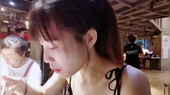 藤一的小幸运发布了一个斗鱼视频2020-08-14