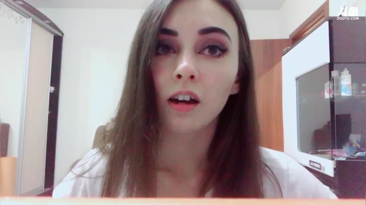 贝加尔湖美丽的邂逅。 2020-08-15 01点场