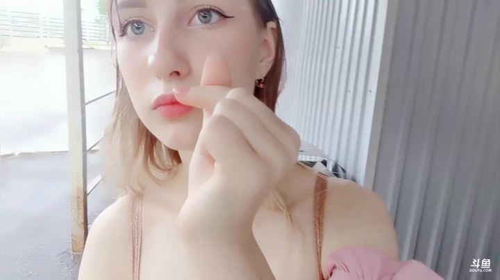 吃完早餐继续回程的路。 2020-08-15 19点场