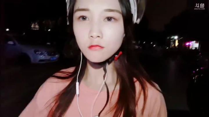 姑姑:风雨无阻的外卖员 2020-08-16 19点场