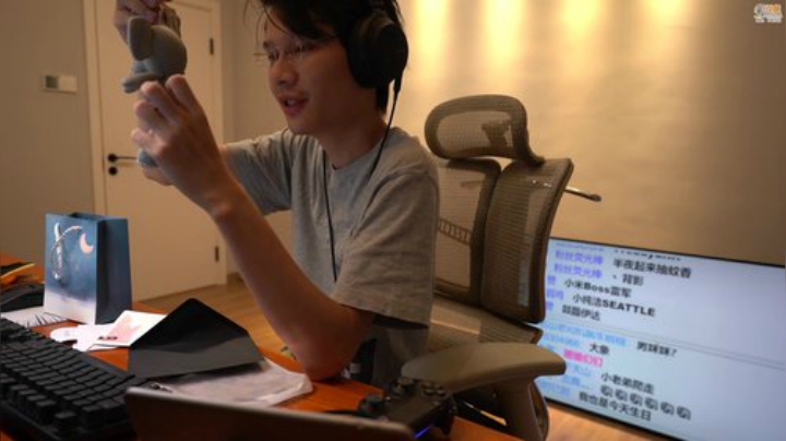 我在斗鱼看超级小桀直播马里奥制造