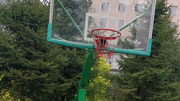 这是昨天，一会还是去打球，飞机召唤我嗷