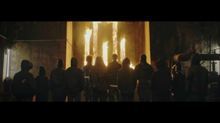 黑板君爱喝酸奶发布了一个斗鱼视频2020-08-20