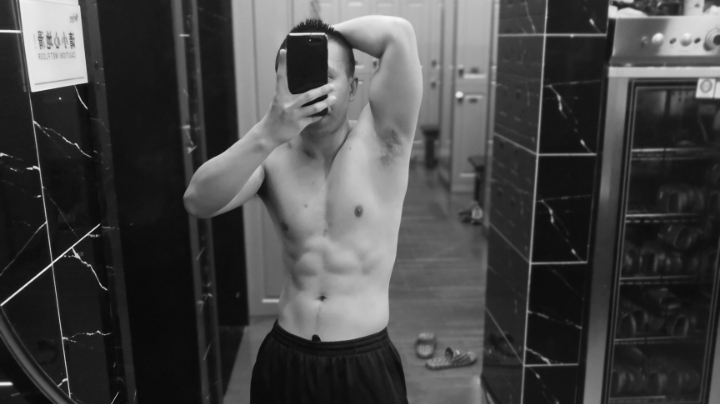 腿部训练100kg 10×10