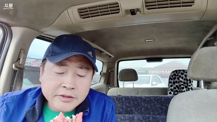 先去见两个才艺美女。 2020-08-22 14点场