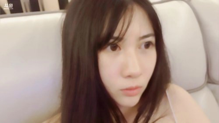 HHHISHHH发布了一个斗鱼视频2020-08-23