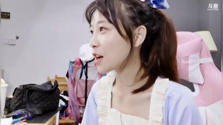 肖淑洁生命中的光和盐发布了一个斗鱼视频2020-08-23