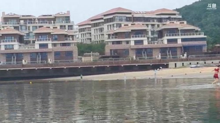 我在斗鱼看威海大叔直播美食